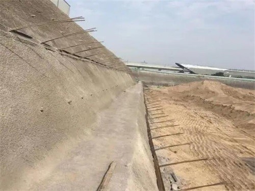 铜梁河道边坡加固